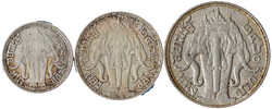 3 Silbermünzen: Salung (1/4 Baht), 2 Salung (1/2 Baht) und Baht. ...