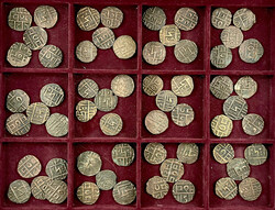 Münzschatulle mit 172 Kupfermünzen des 19./20. Jh. meist sehr ...