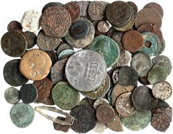 Posten meist antiker Münzen in schlechter Erhaltung. Gesichtet ...