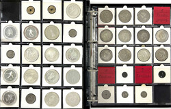 Sammlung in 2 Alben, chronologisch nach Herrschern und Typen ...