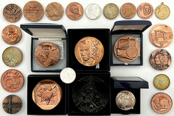 Sammlung von 24 versch. Medaillen, meist Bronze, geprägt, aber auch ...