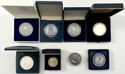 8 verschiedene, seltene Medaillen aus der Zeit 1977 bis 1990, meist ...