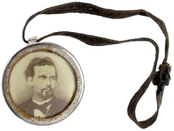 Bayern: kleiner Hosenbundanhänger zur Aufbewahrung von 20 Mark ...