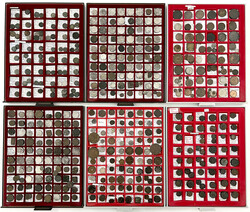 Aus Nachlass Bernhard Rhode, Hamburg: 17 Schuber mit Sammlung von ...