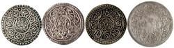 4 Silbermünzen: 3 diverse Tankas und Rupie. Alle mit ...