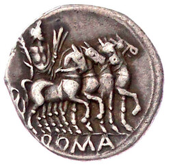 Denar 130 v.Chr. M VARG. Romakopf mit Greifenkopfhelm n.r./Jupiter ...