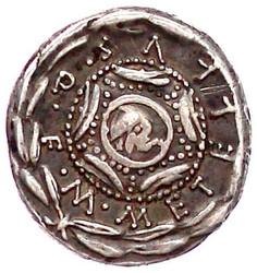 Denar 127 v. Chr. ROMA. Beh. Romakopf r./M. METELLVS. Q.F um makedon. ...