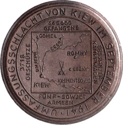 Porzellanmedaille Umfassungsschlacht von Kiew 1941, dunkelbraun. 52 ...