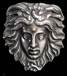 3 Schmuckteile des Goldschmieds Lars Jensen in Selk: Glasperlenkette ...