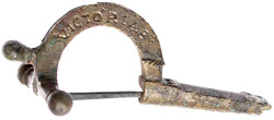 Bronze-Gewandfibel (Zwiebelknopffibel), spätrömisch, erstes Viertel ...