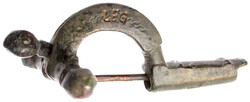 Bronze-Gewandfibel (Zwiebelknopffibel), spätrömisch, erstes Viertel ...