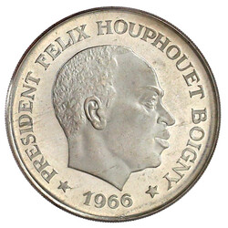 10 Francs Silber 1966. Elefant. Polierte Platte