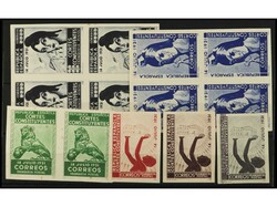 ESPAÑA: FRANQUICIAS POSTALES. Conjunto de PRUEBAS. Dos bloques de 4, ...