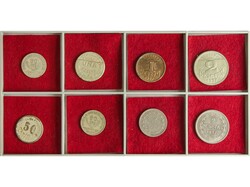 Lote 8 monedas. 1 y 2 pesetas Gobierno Euzkadi, 3 monedas 50 ...
