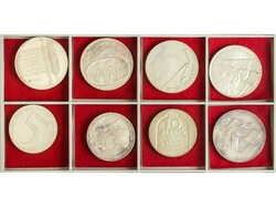 Lote 22 monedas 5, 10 (13), 25(6), 50, 100 Lirot. 1967 a 1979. AR. A ...