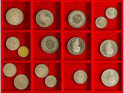 Lote 16 monedas 5, 20 Rappen (4), 1/2 (3), 1, 2 Franc (7). 1972 a ...