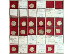 Lote 17 monedas Dirham. AL-MAHDI, AL-MANSUR. VARIAS CECAS. AR. A ...