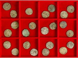 Lote 23 monedas Vellones y 1 Cobre. A identificar todos tipo cornado ...