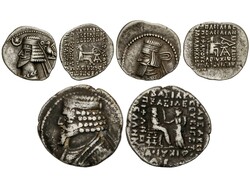 Lote 3 monedas Dracma (2), Tetradracma. VOLOGASES III, PHRAATES IV ...