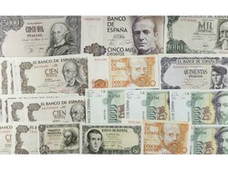 Lote 23 billetes 1 Peseta a 5000 Pesetas. 1951 a 1992. Incluye series ...