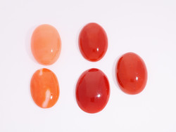 550.50: Schmuck, Edelsteine