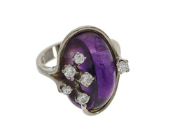 550.10: Schmuck, Ringe