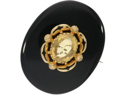 550.40: Schmuck, Broschen / Nadeln