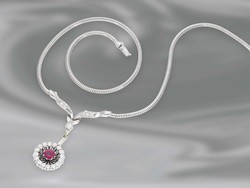 550.30: Schmuck, Ketten / Colliers / Anhänger
