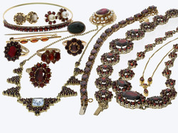 550.95: Schmuck, Diverses