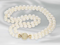 550.30: Schmuck, Ketten / Colliers / Anhänger