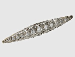550.40: Jewelry, brooches and pins