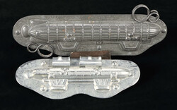 Ca. 1920 Scarce German Zeppelin-Themed Chocolate Molds, in very good ...