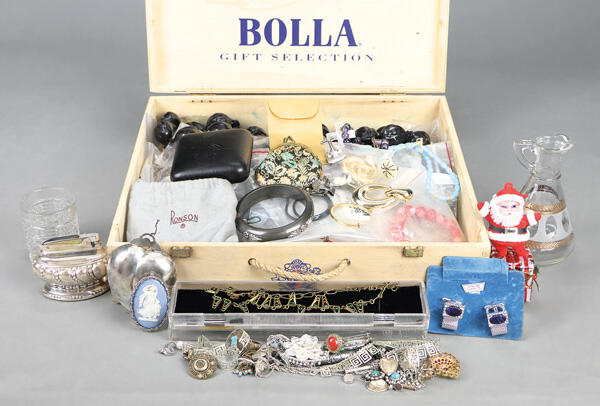 Assortment Of Mainly Costume Jewelery With Some Kniick Knacks, & ...
