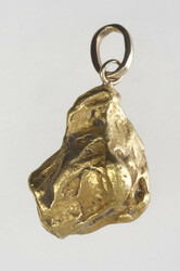 15.07 Grams Pure Gold Nugget, With BezelAutomatisch generierte ...