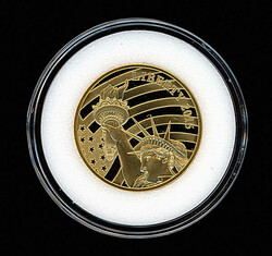 2015 $25 Statue Of Liberty Gold Coin 1/2 oz. Cook Islands, ...