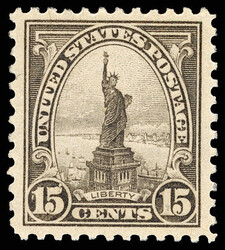 1922, 15¢ Statue of Liberty (Scott 566), o.g., never hinged, bright ...