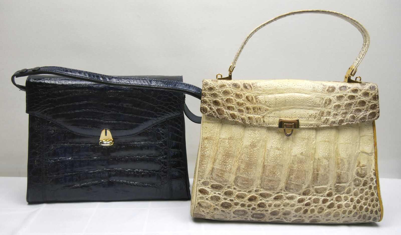 Sold at Auction: Louis Vuitton, Vintage-Reisetasche Keepall von