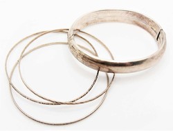 550.20: Schmuck, Armreife/Armbänder