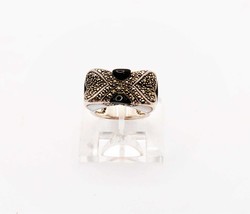 550.10: Schmuck, Ringe