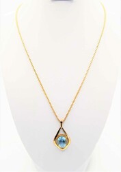 550.30: Schmuck, Ketten / Colliers / Anhänger