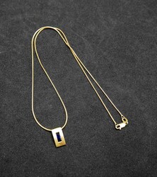 550.30: Schmuck, Ketten / Colliers / Anhänger