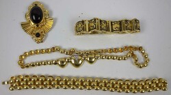 550.70: Jewelry, Lots