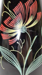 Hyalithglas Vase, handbemaltes Blumendekor mit Emaillefarben. DDR ...