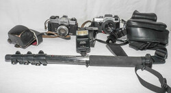 Konvolut Fotokameras, analog, bestehend aus Zeiss Ikon SL 706, Porst ...