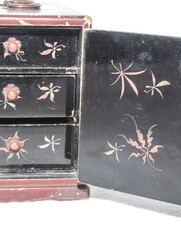 China, Reise - Schatulle, Rotlack, abschließbar, innen drei ...