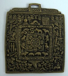 Large bronze pendant, Asia. Height approx. 9 cm, width approx. 8 cm