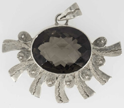 Großer Anhänger aus 925er Silber, mit Rauchtopas besetzt. Länge ca ...