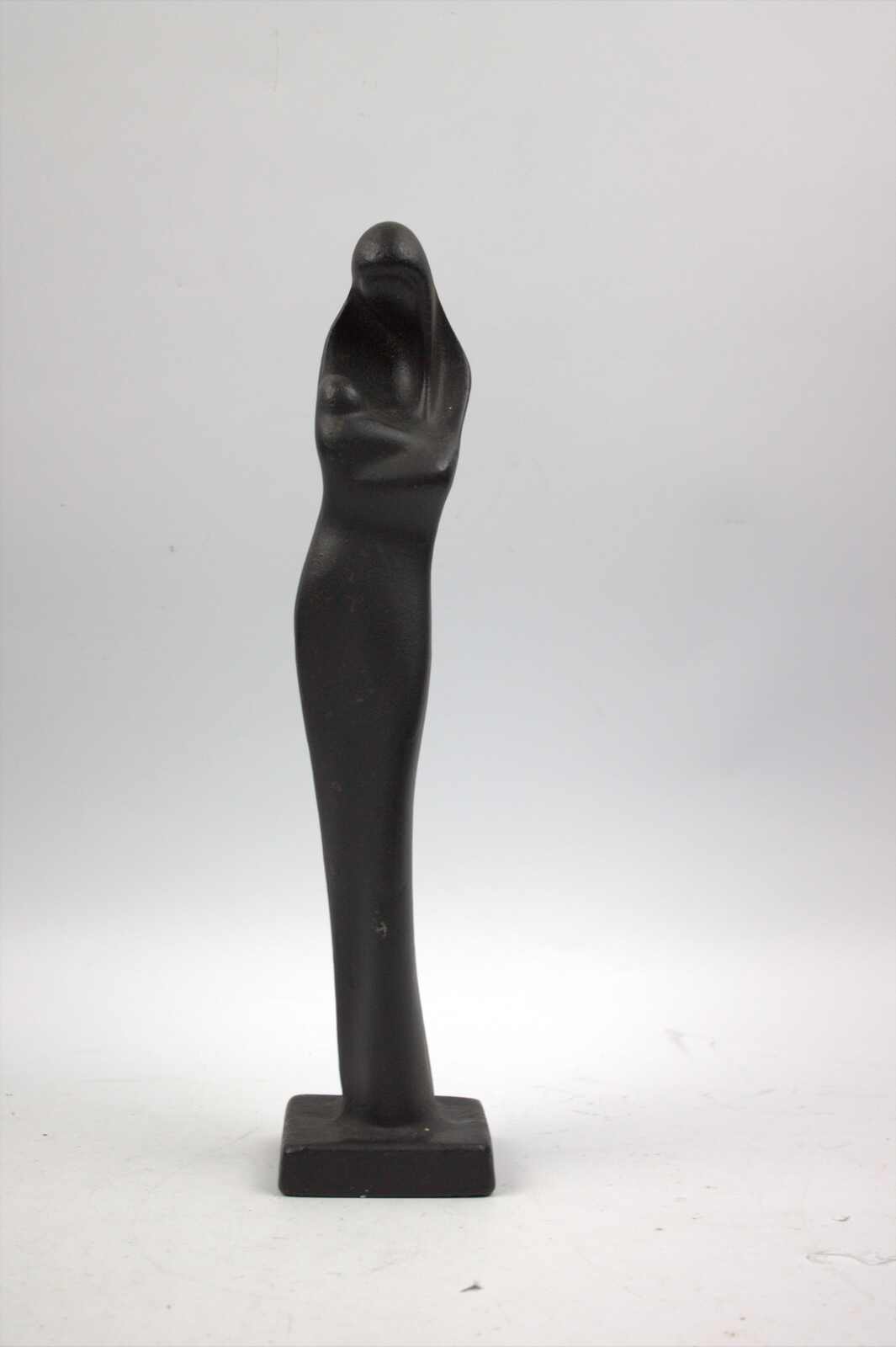 Figur "Madonna mit Kind" am Stand +GF+, Gusseisen geschwärzt. Höhe ...