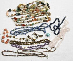 550.30: Jewelry, chains / pendants / necklaces