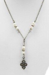 550.30: Jewelry, chains / pendants / necklaces